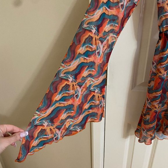 NWOT Nasty Gal Cut Out Flared Sleeve Tie Front Mini Dress - Picture 5 of 6